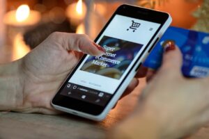 App Storeデビューを果たすための講座はどのような内容ですか？