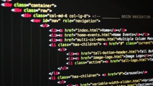 社会人向けの短期プログラミング研修はどのような内容があるのか？