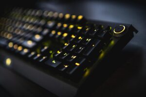 オンラインプログラミングの個別学習で効果的な方法は？